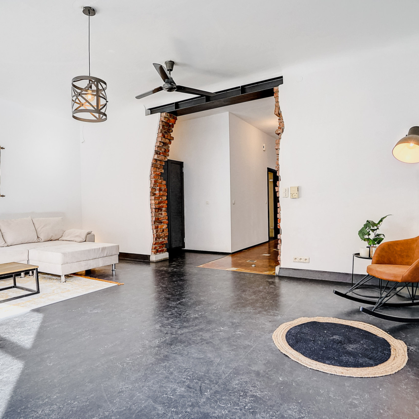 Leere Immobilie - Wohnzimmer - nachher Habitation vide - salon - après
